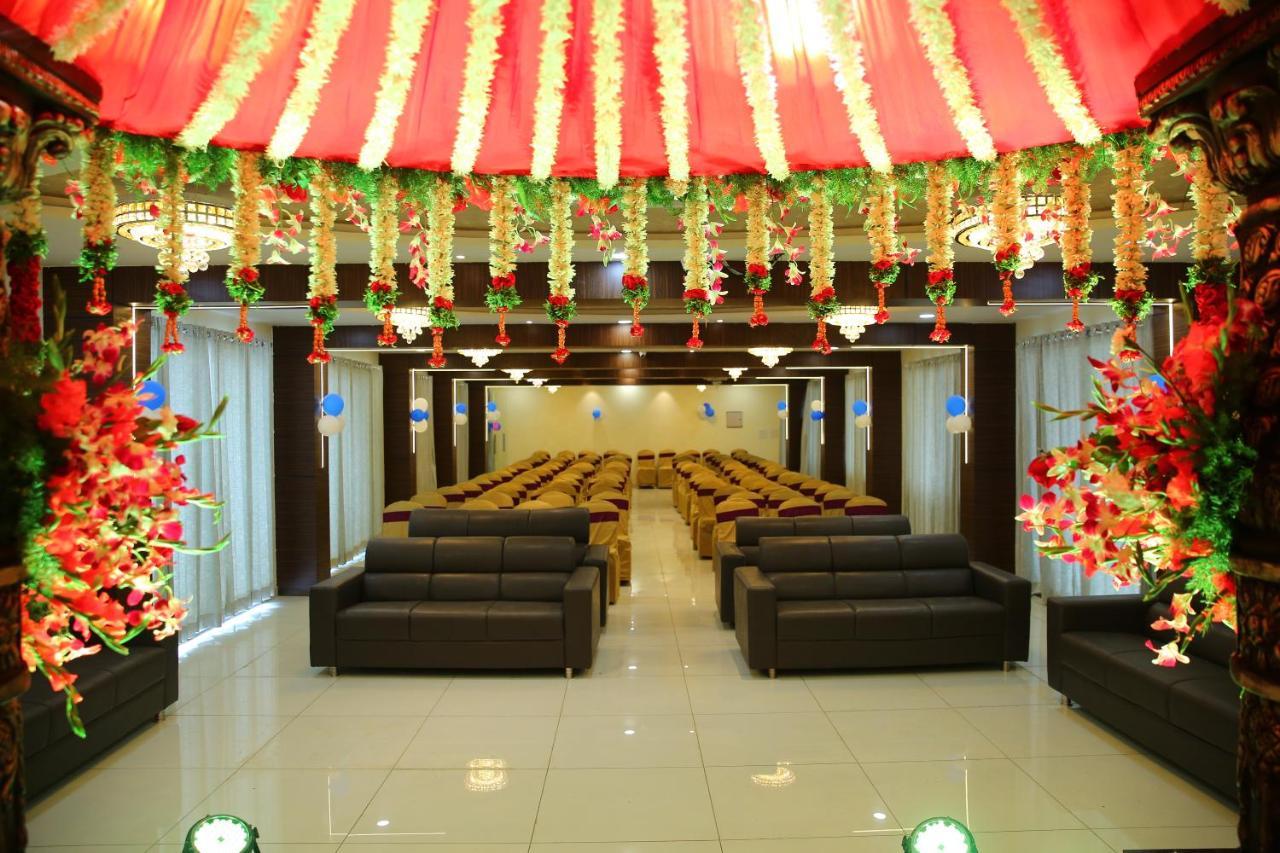 Hotel Maruthi Inn Nirmal  Exterior photo